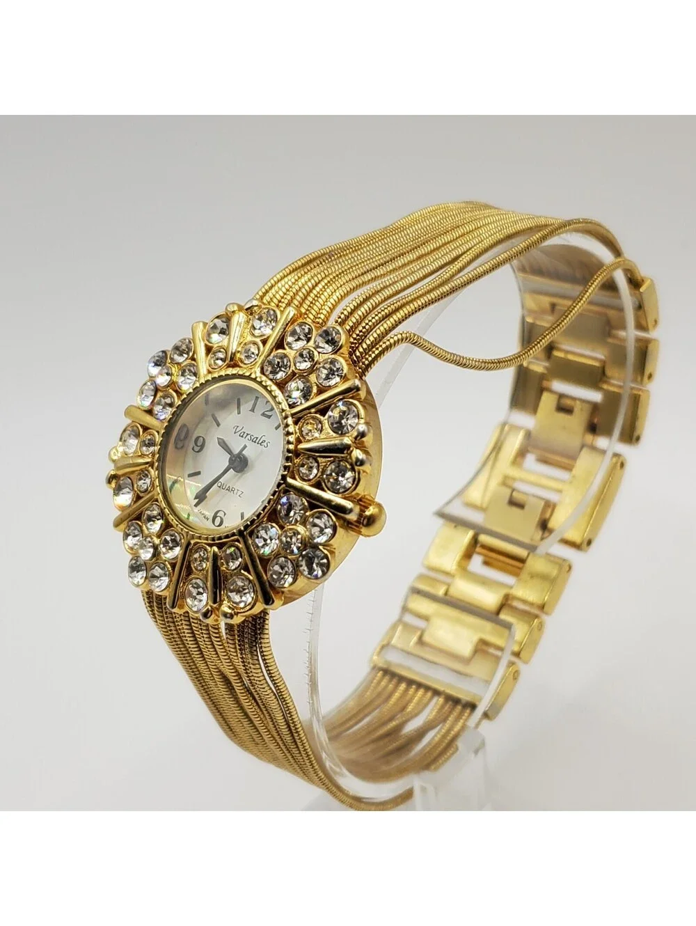 Varsale Rhinestone Gold Tone Flower Womens Watch 30mm New Battery